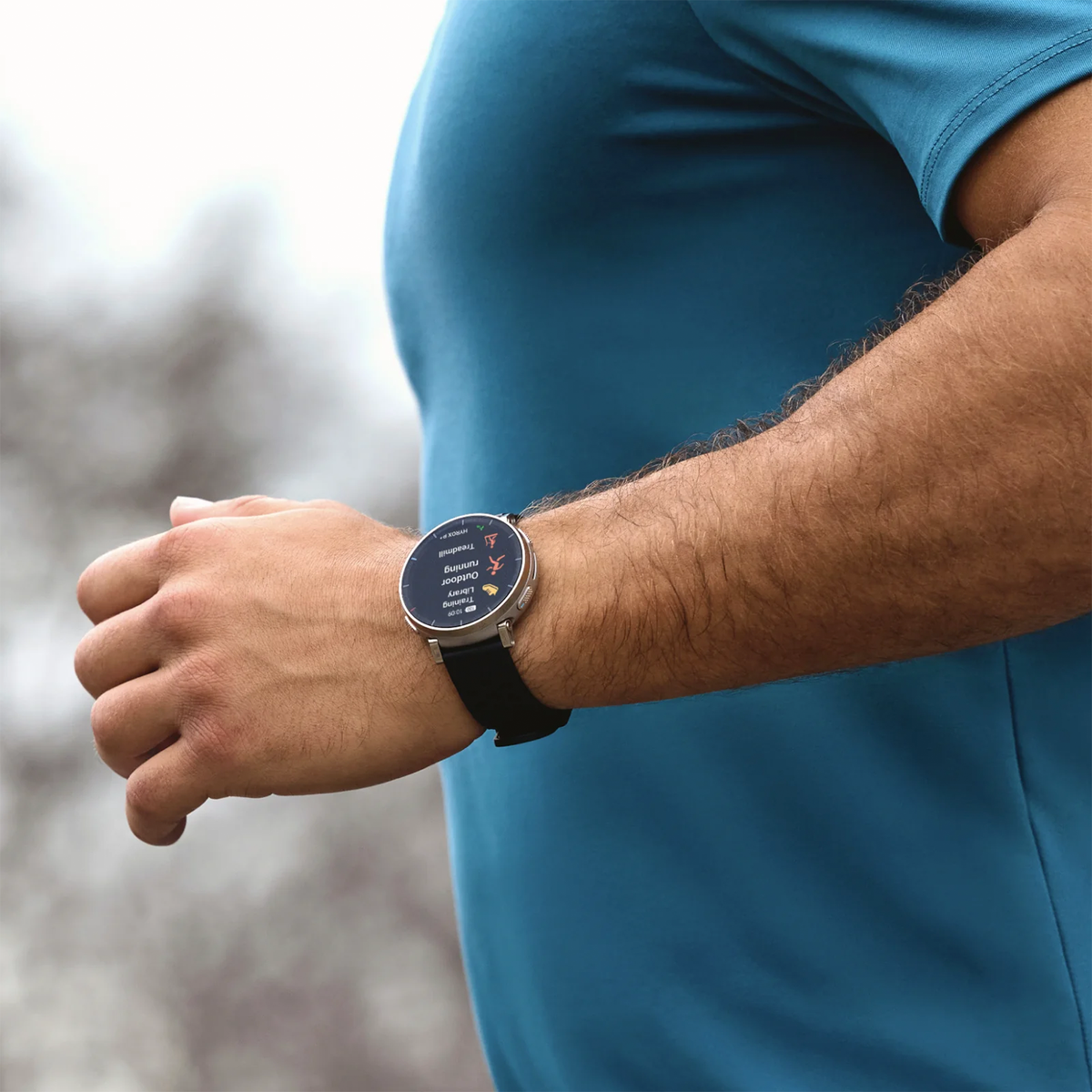 Round Athletic Smart Wristwatch, Offline Navigation Fitness Tracker With Custom Training Routines